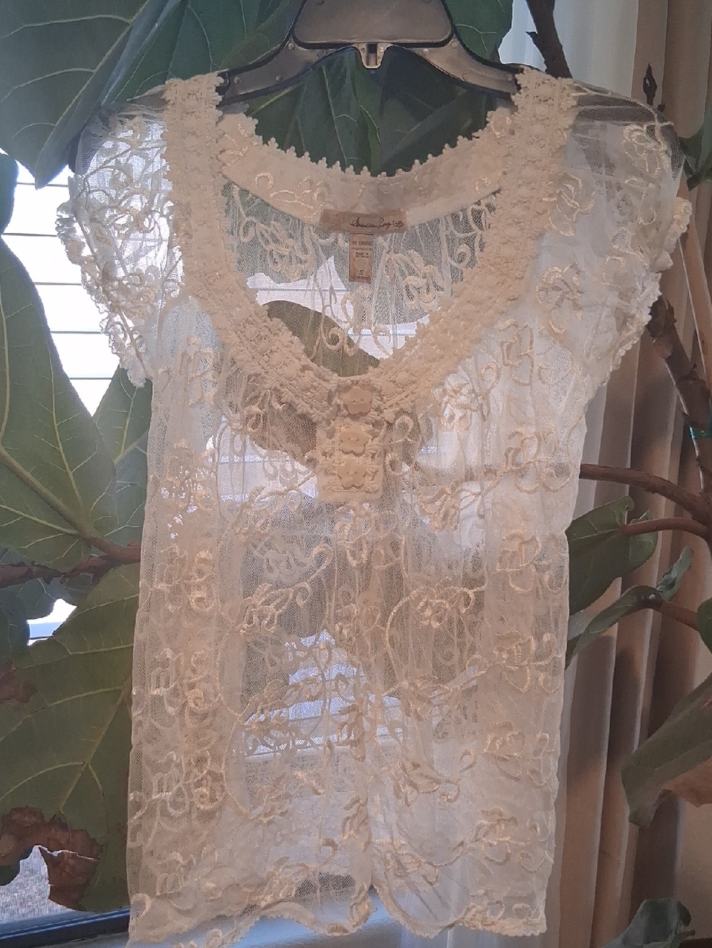 American Rag Cream Lace Embroidered Short Sleeve Blouse